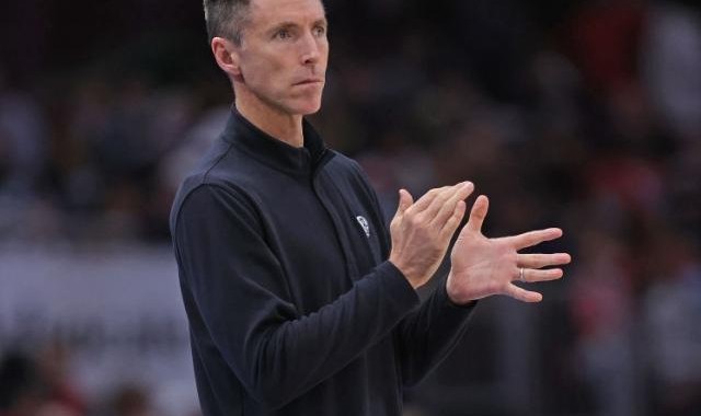 开云体育-被轰28比8不喊暂停 篮网赢球纳什也要进会议室