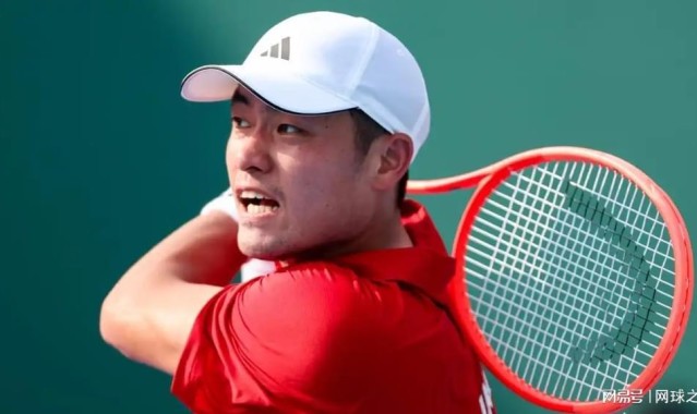 开云体育简介-吴易昺戴杯建功保住中国队晋级希望，小布意外成全队压力最大队员